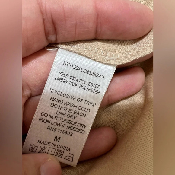 Lush Clothing Lush Puff Sleeve Crochet Lace Mini Dress
White Size M - Picture 9 of 14